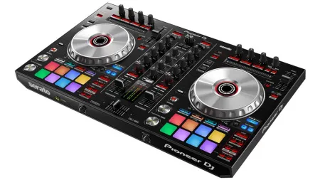 Купить PIONEER DDJ-SR2 по выгодной цене в Москве