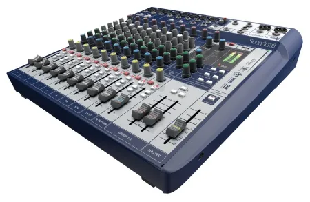 SOUNDCRAFT SIGNATURE 12