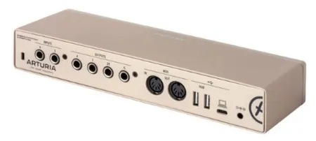 Купить Arturia MiniFuse 4 Champagne по выгодной цене в Москве
