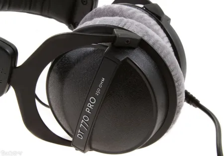 Купить BEYERDYNAMIC DT 770 PRO (250 Ohm) по выгодной цене в Москве