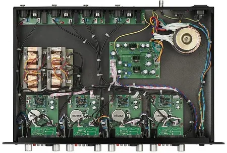 Купить WARM AUDIO WA-412 по выгодной цене в Москве