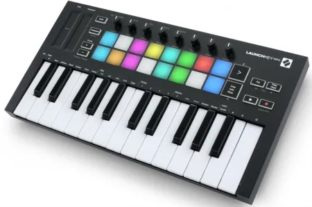 Купить NOVATION LaunchKey Mini MK3 по выгодной цене в Москве