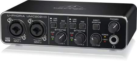 BEHRINGER UMC202HD