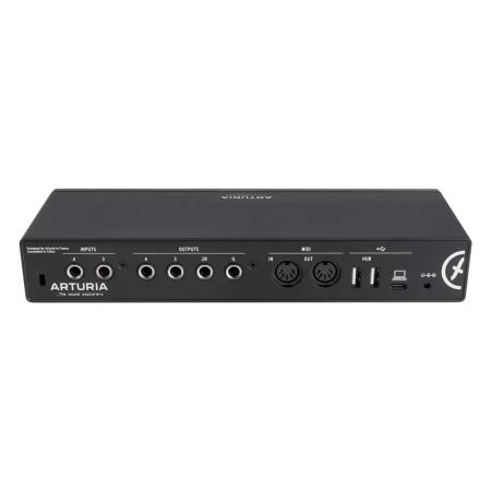 Купить Arturia MiniFuse 4 Black по выгодной цене в Москве